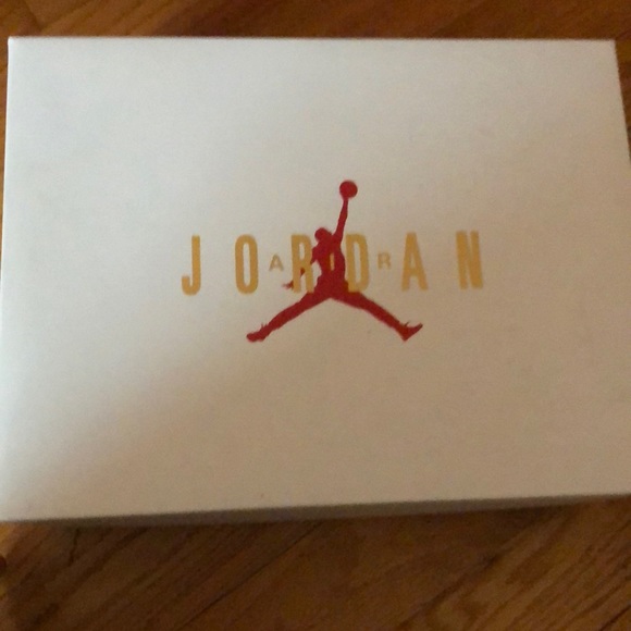 Air Jordan 8 retro ovo main image 4